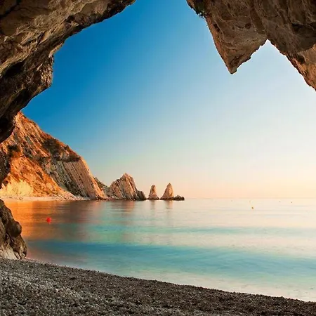 La Casa Di Isabella Bed and Breakfast 4*