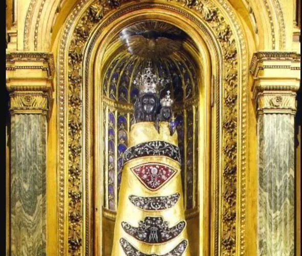 La Casa Di Isabella Alojamento de Acomodação e Pequeno-almoço Loreto