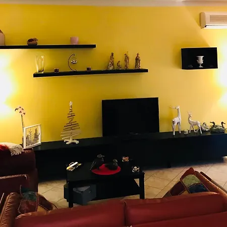 La Casa Di Isabella Bed & Breakfast 4*