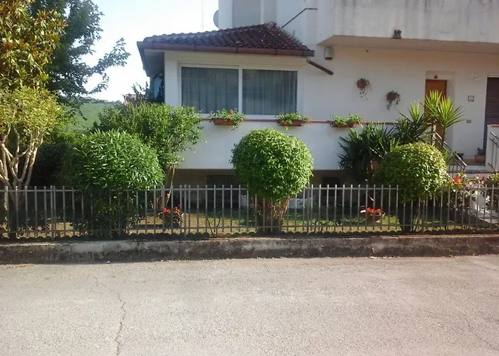 La Casa Di Isabella Bed and Breakfast 4*